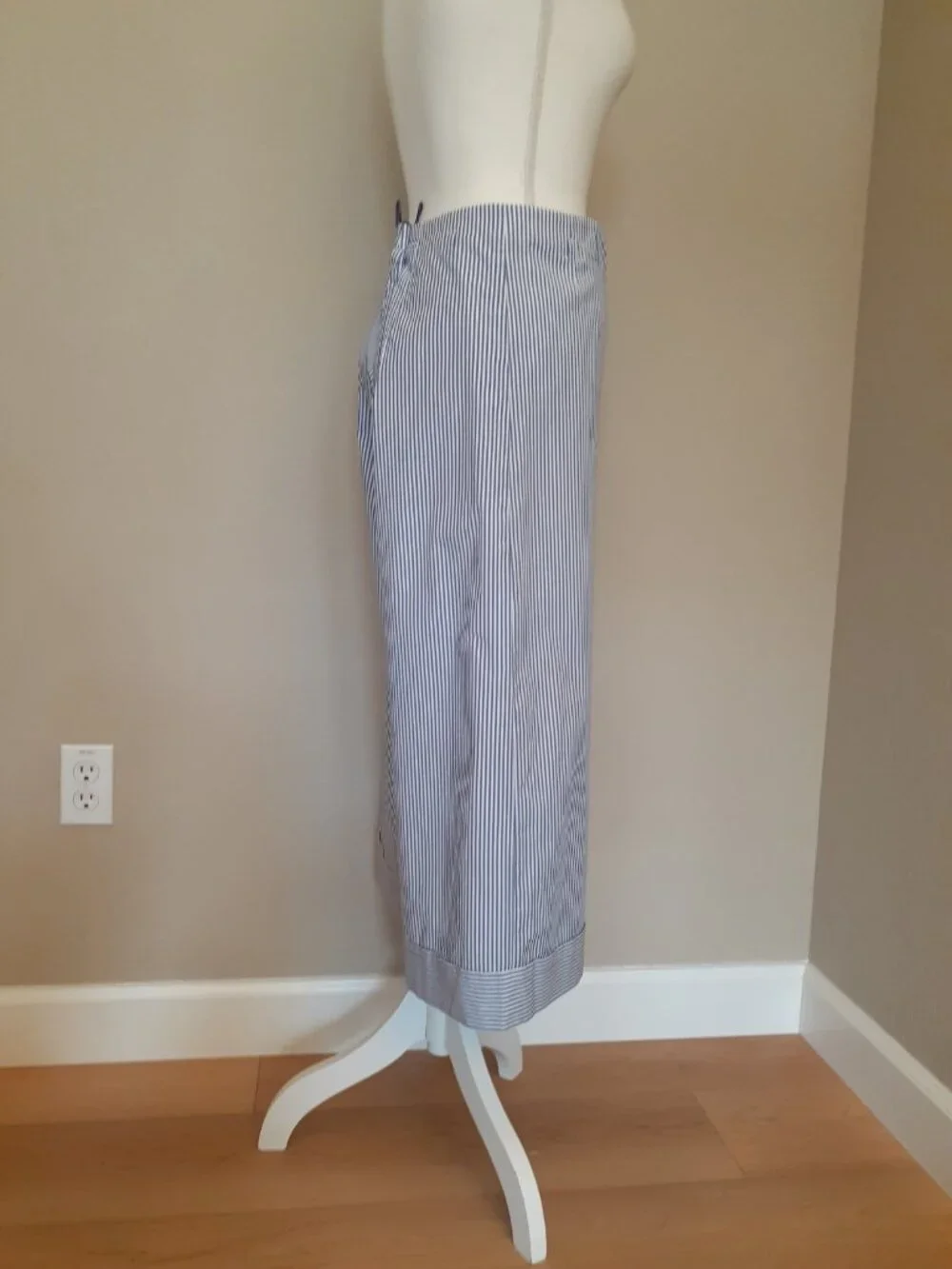 J. Crew Wide Leg Lined Cropped Pants - Picture 7 of 15